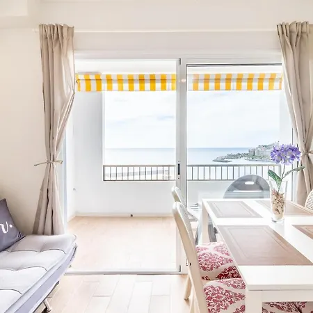Appartamento Flatguest Danubio + Sea View + Pool +