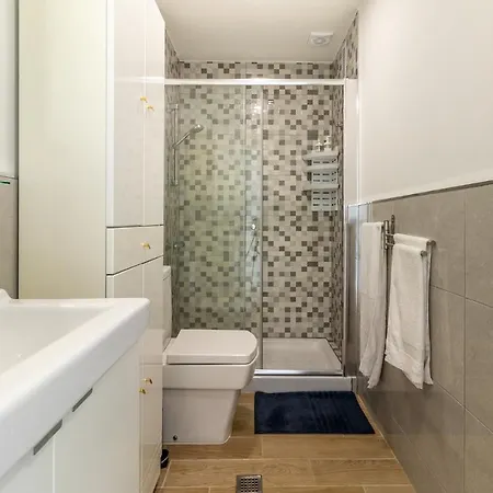 Flatguest Danubio + Sea View + Pool + Appartamento